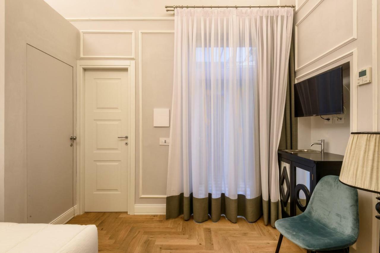 Vivaldi Luxury Suites ฟลอเรนซ์ ภายนอก รูปภาพ