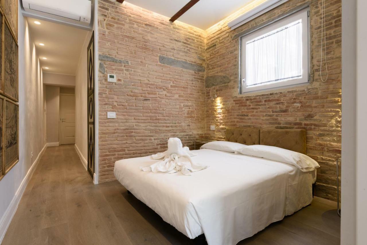 Vivaldi Luxury Suites ฟลอเรนซ์ ภายนอก รูปภาพ